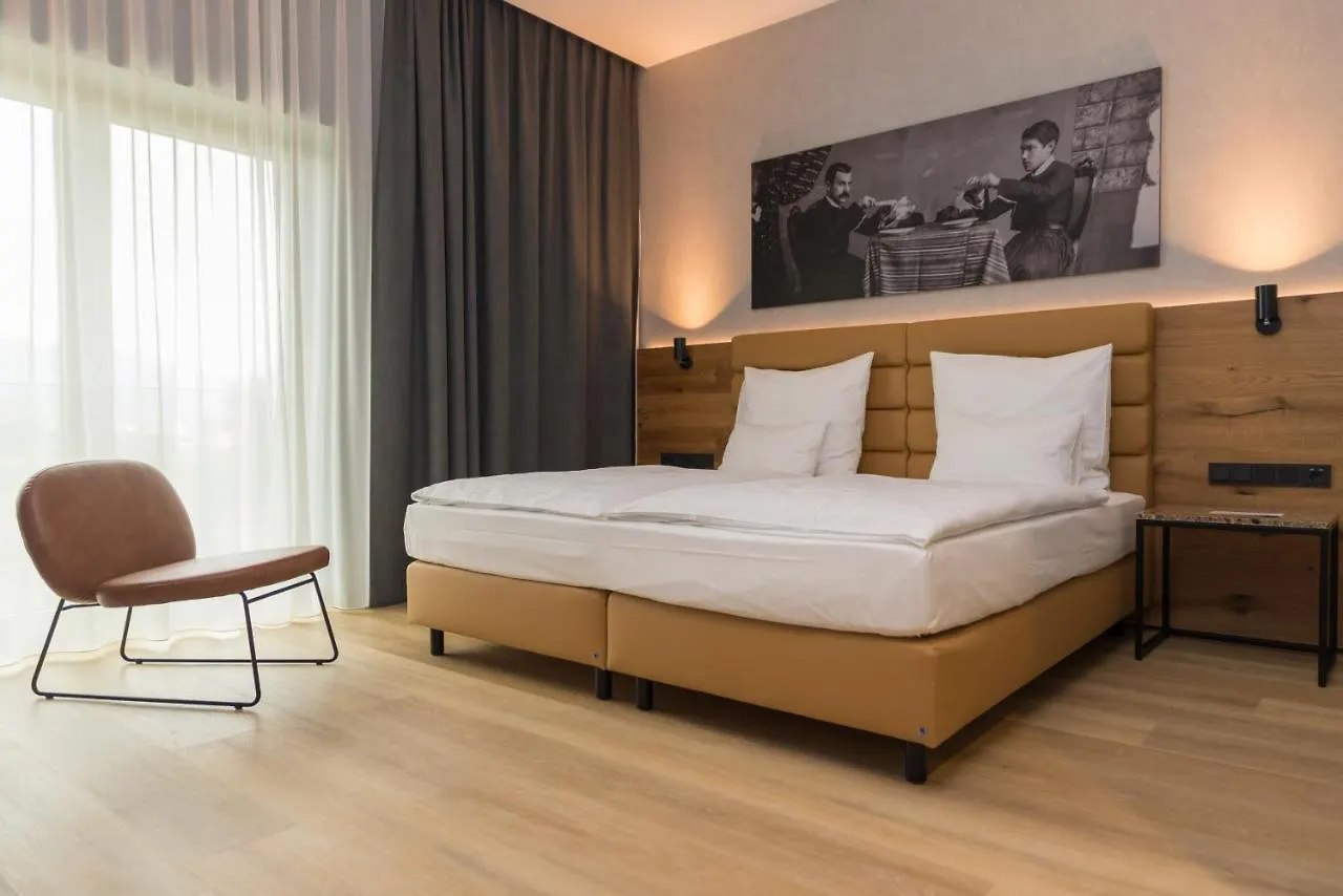 Mk Hotel Tirana