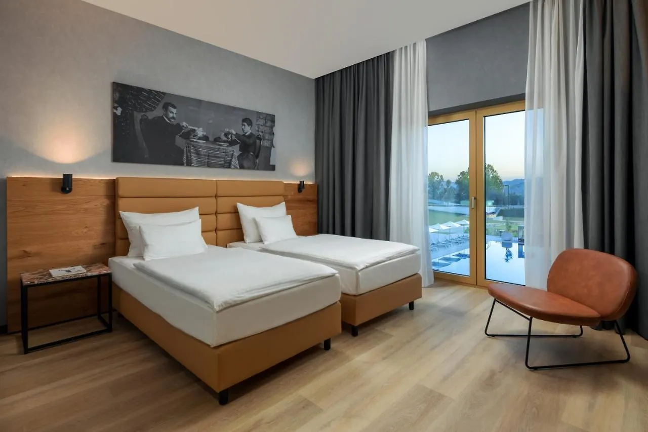 Mk Hotel Tirana 5*,